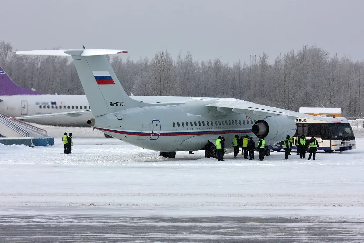 An-148-100